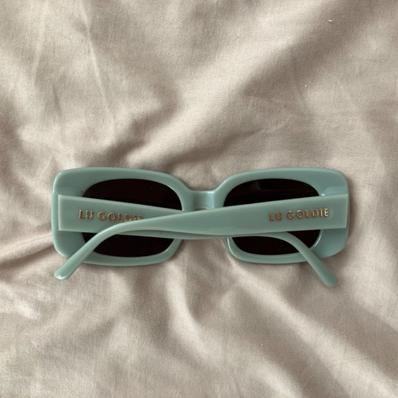 Lu Goldie Women\'s Blue Green Sunglasses